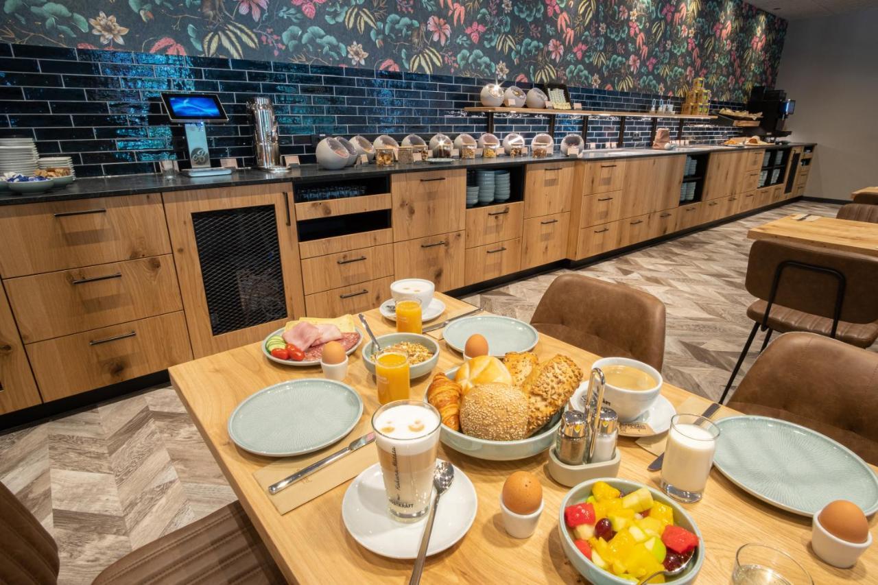 Riku Hotel Göppingen Esterno foto