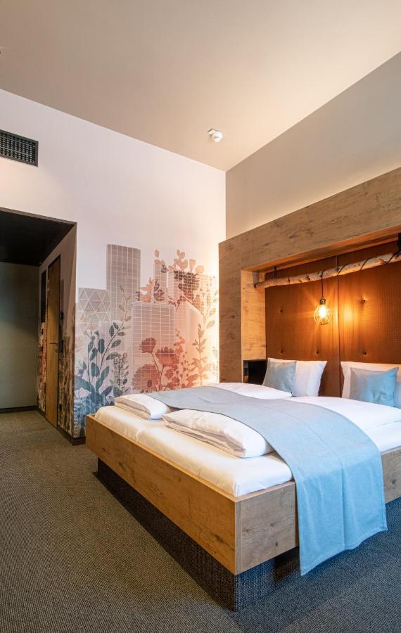 Riku Hotel Göppingen Esterno foto